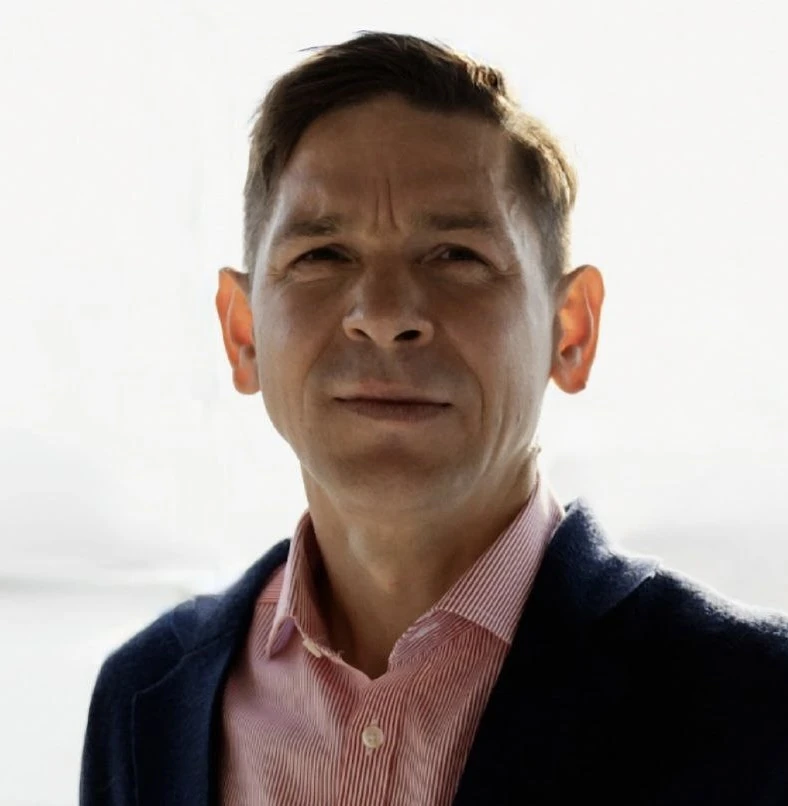 Завараев  Михаил