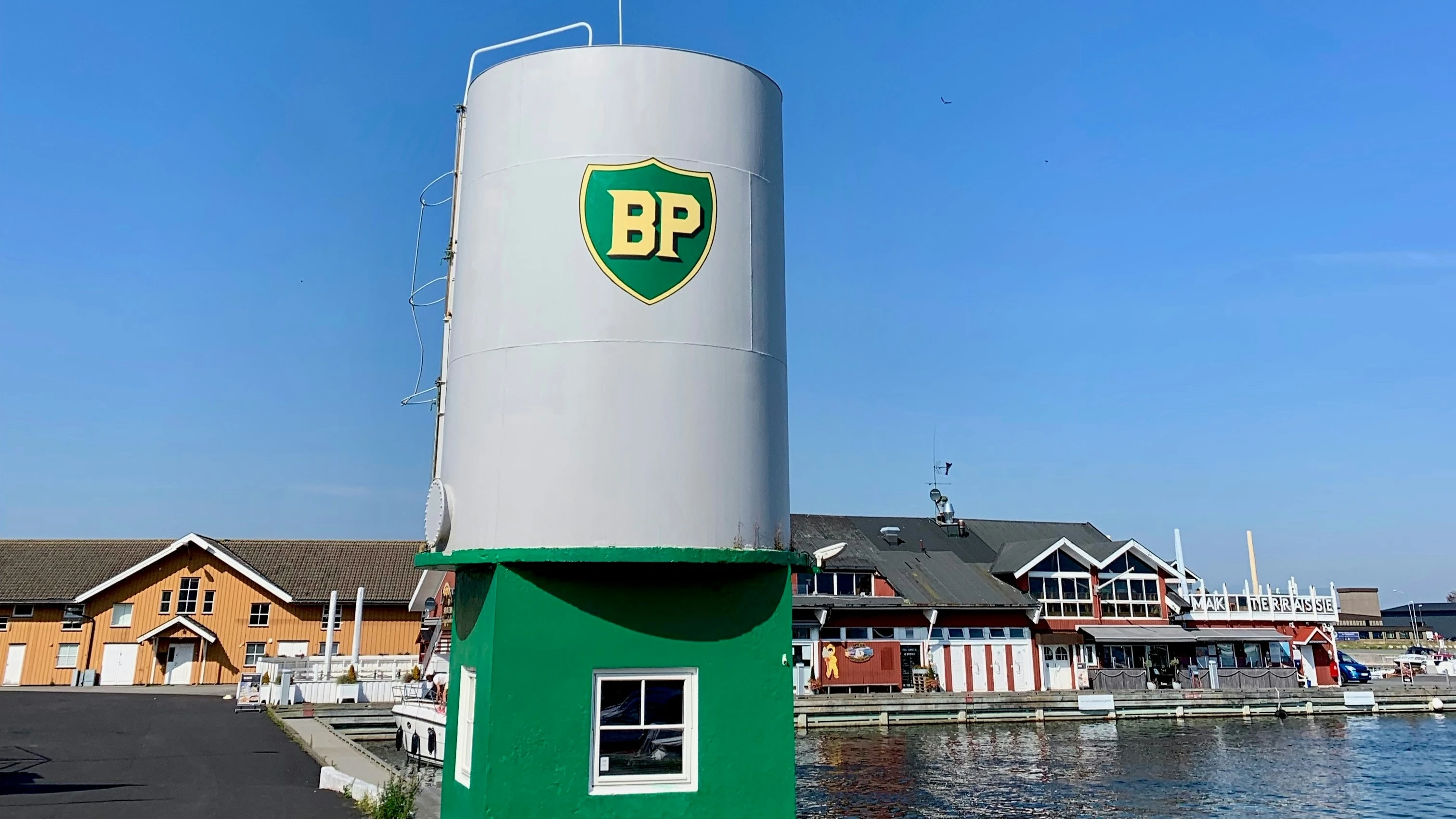 BP объявила о пересмотре стратегии для фокуса на денежном потоке и прибыли / Фото: Unsplash/Gunnar Ridderström