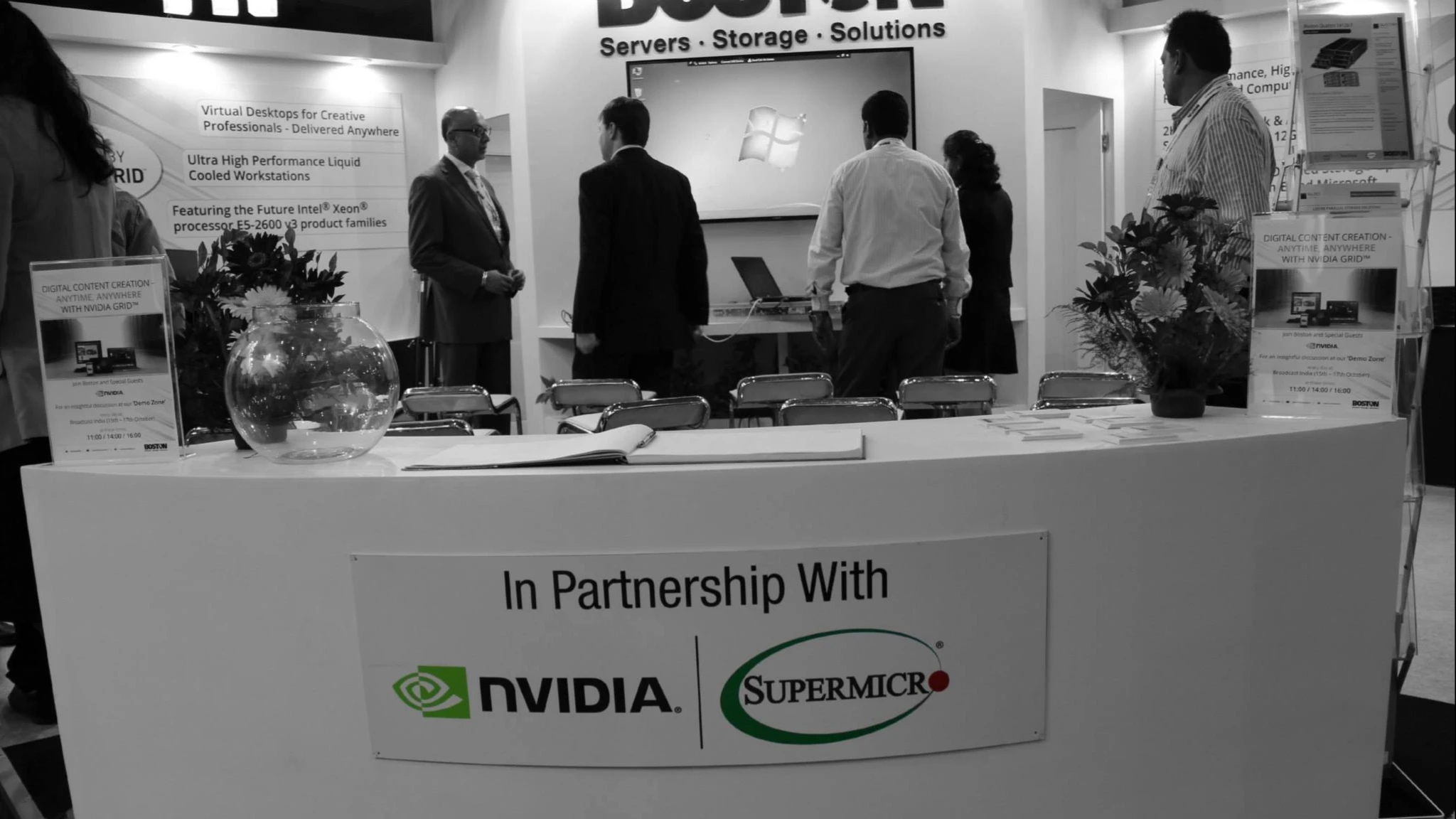 Акции Supermicro подскочили на постмаркете на 8% после обещания компании вовремя сдать отчетность / Фото: Facebook Supermicro