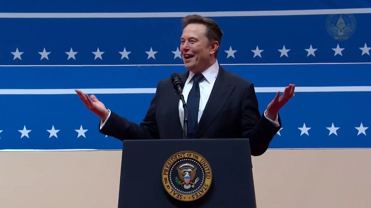 Маск пообещал представить 17 февраля «самый умный ИИ на Земле» / Фото: X/Donald J Trump