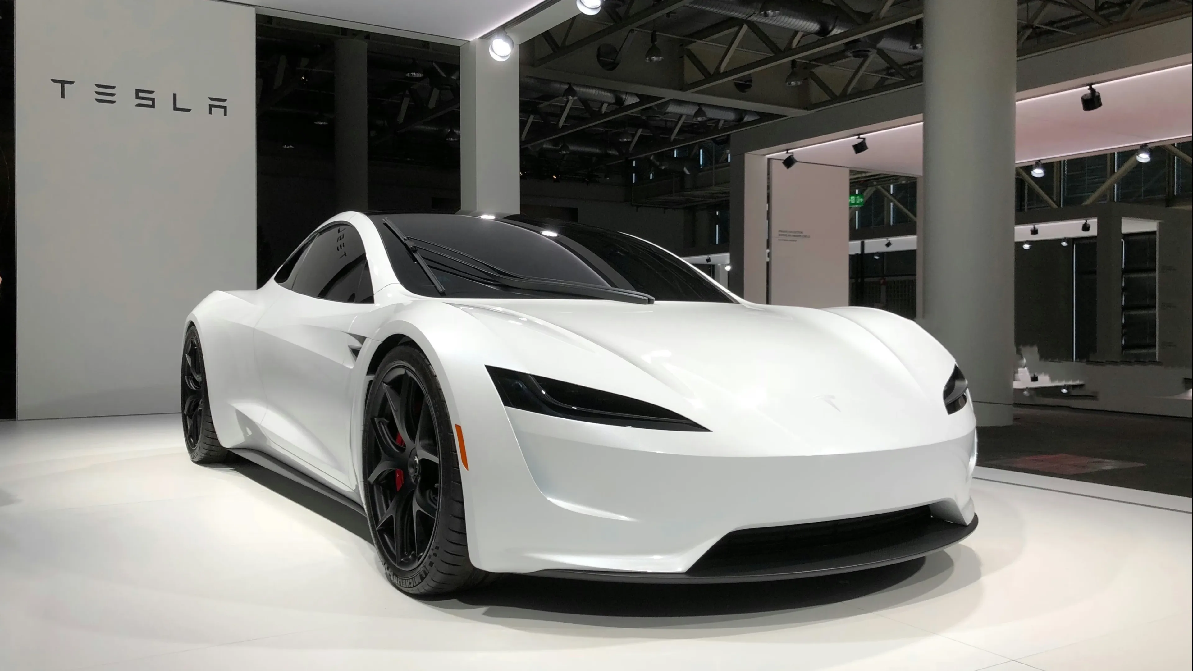 Бумаги Tesla, GameStop и US Steel вошли в список лучших акций для шорта от исследовательской компании Wolfe Research / Фото: Unsplash/Tesla Fans Schweiz