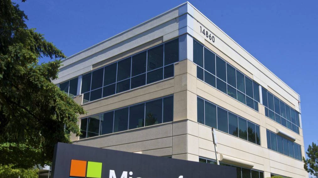 Microsoft отказалась от части аренды дата-центров для ИИ, сообщил TD Cowen / Фото: microsoft.com