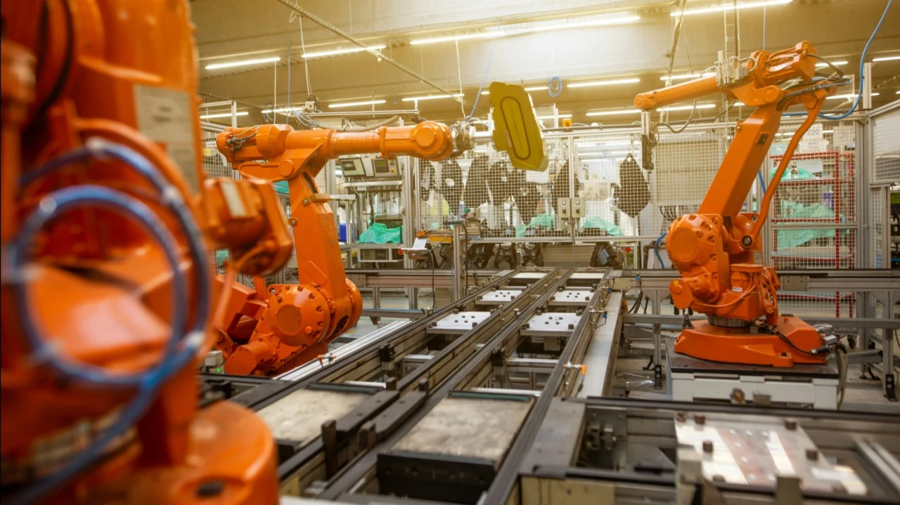 Фото: Unsplash / Simon Kadula