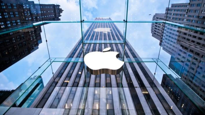 Morgan Stanley ожидает, что в 2025 году продажи iPhone составят 230 млн устройств — это на уровне прошлого года / Фото: Nasdaq