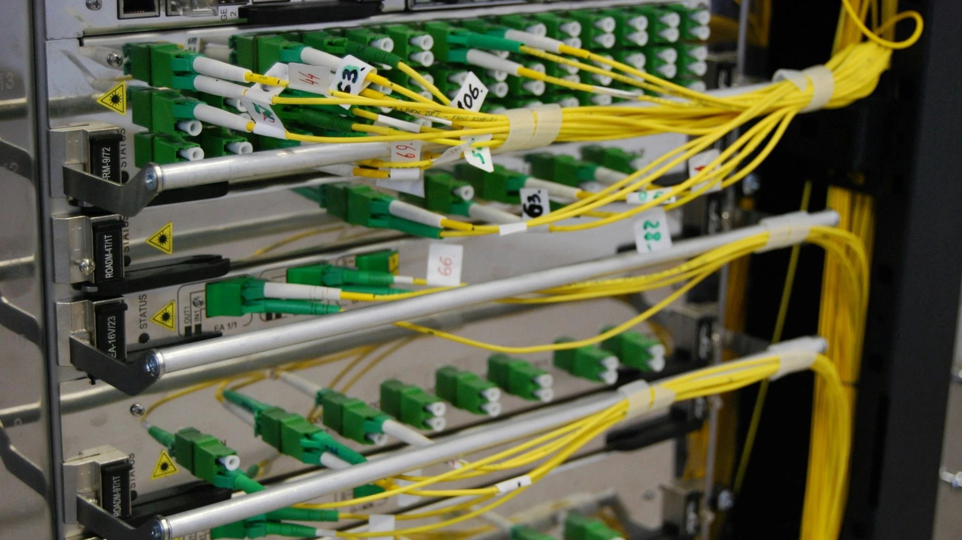 Биржа предупредила майнера Gryphon о возможном делистинге / Фото: Unsplash/Kirill Sh