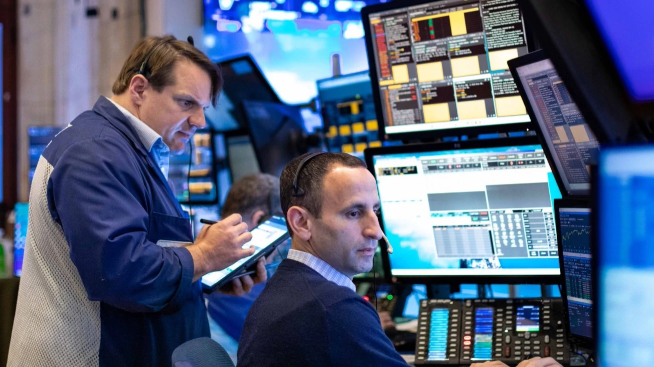 Победу Дональда Трампа на президентских выборах в ноябре 2024 года финансовые рынки и корпоративная Америка встретили с огромным оптимизмом. Но оптимизм продлился недолго. Фото: x/NYSE