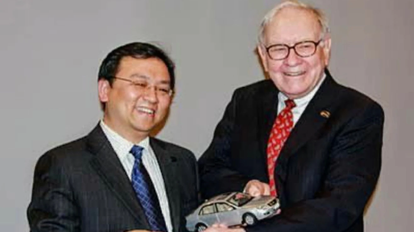 BYD в 1995 году основал Ван Чуаньфу, а в 2008 году на компанию обратил внимание инвестор Уоррен Баффет. Фото: x/Wang Chuanfu