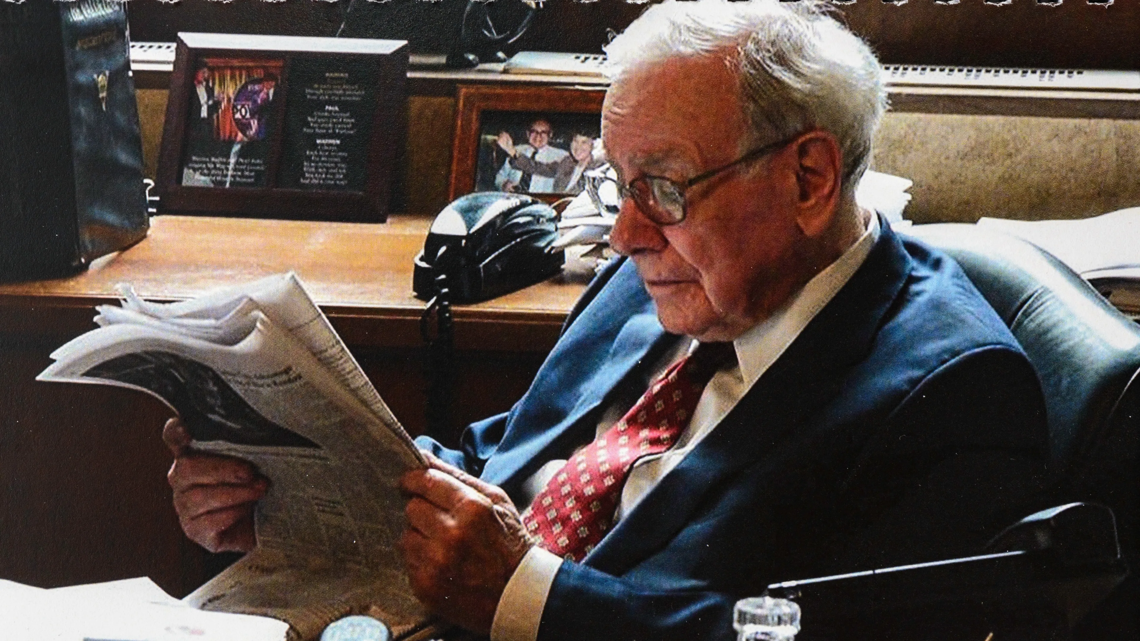 Berkshire Hathaway планирует разместить облигации в японских иенах на международных рынках / Фото: Prachaya Roekdeethaweesab / Shutterstock.com