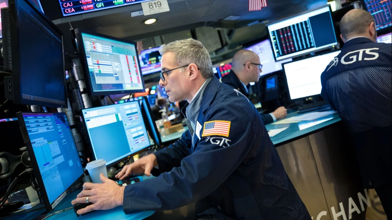 Индекс S&P 500 за день потерял 4,8% / Фото: X / NYSE