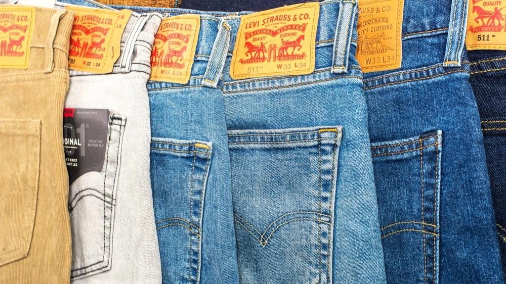 Прибыль Levi’s в первом квартале превзошла прогнозы аналитиков / Фото: Kosoff / Shutterstock.com