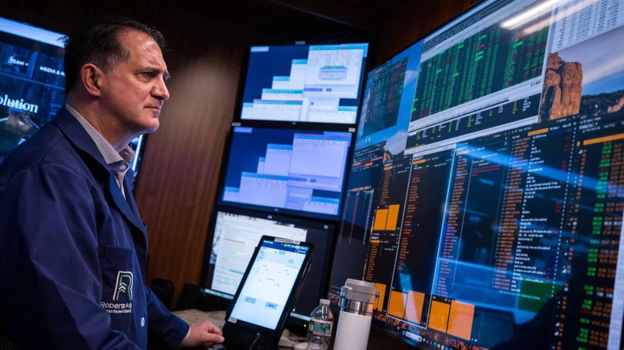 Несмотря на смягчение позиции Трампа в отношении части внешнеторговых партнеров, рынки продолжают фокусироваться на факторе неопределенности / Фото: X/NYSE