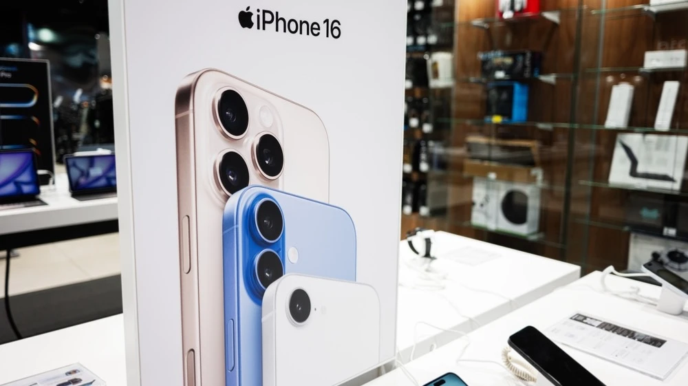 Apple опустилась на пятое место по объему продаж на рынке смартфонов в Китае / Фото: AS project / Shutterstock.com