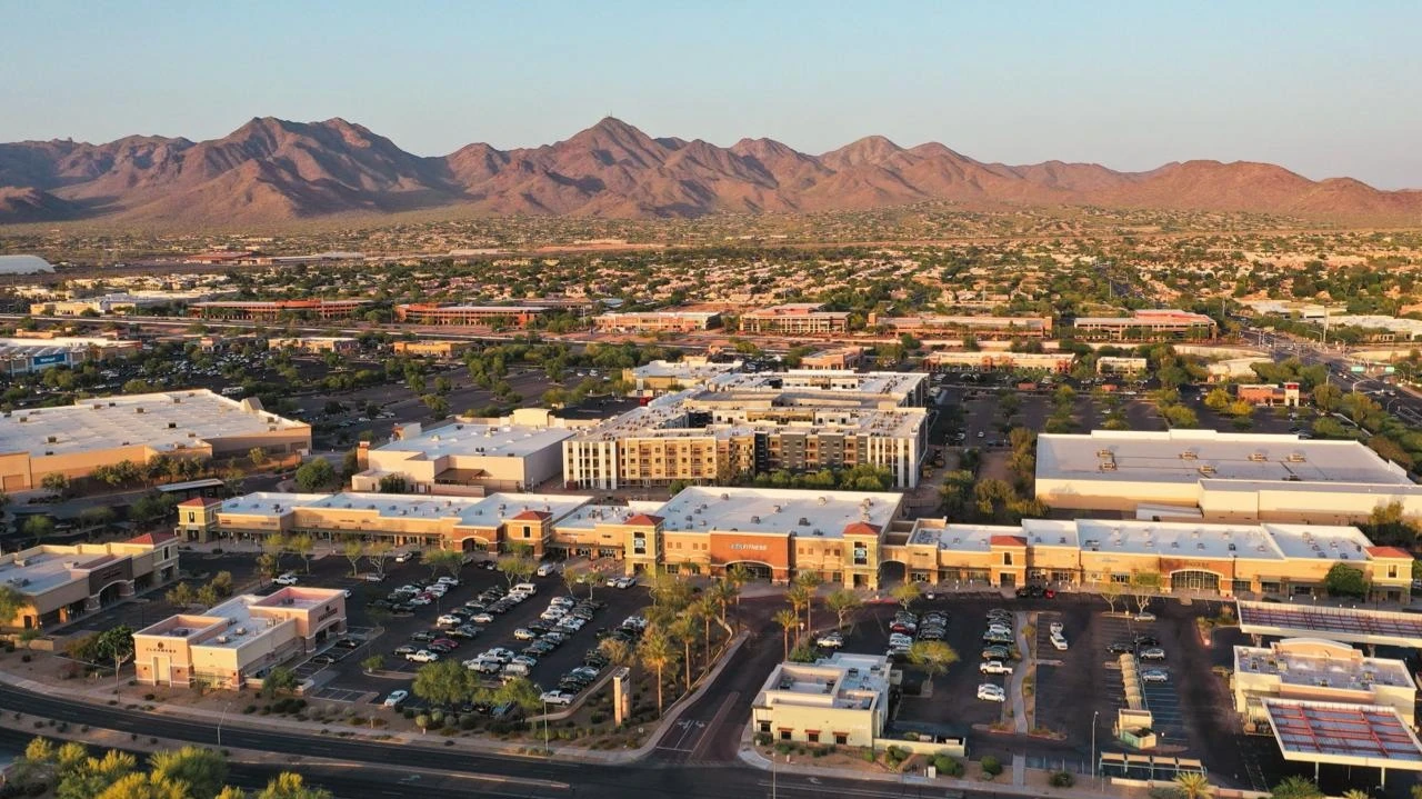 CaliberCos, which invests in hotels and residential properties, plans to use the proceeds to pay down its debt. / Photo: CaliberCos