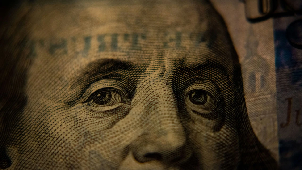 Ожидания профессиональных инвесторов и аналитиков относительно доллара на ближайший год пессимистичны. Фото: Adam Nir/Unsplash