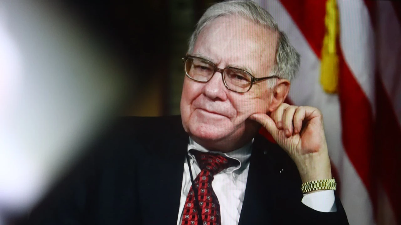 94-летний миллиардер идеально рассчитал время продажи акций перед падением рынка, отмечают инвесторы / Фото: Photo Agency / Shutterstock.com