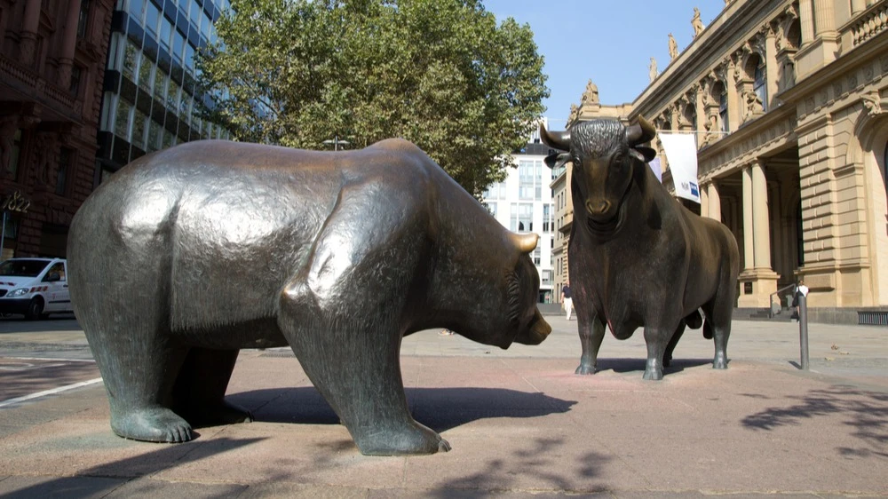 Профессиональные инвесторы не были так пессимистичны с 1997 года, показал весенний опрос Barrons / Фото: Rob Wilson/Shutterstock.com