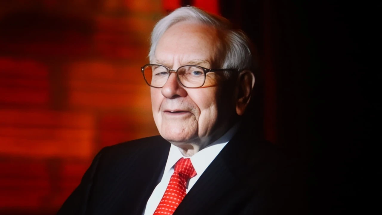 Баффет называл этот расчет «лучшим и единственным» способ оценить реальную стоимость рынка / Фото: Photo Agency / Shutterstock.com