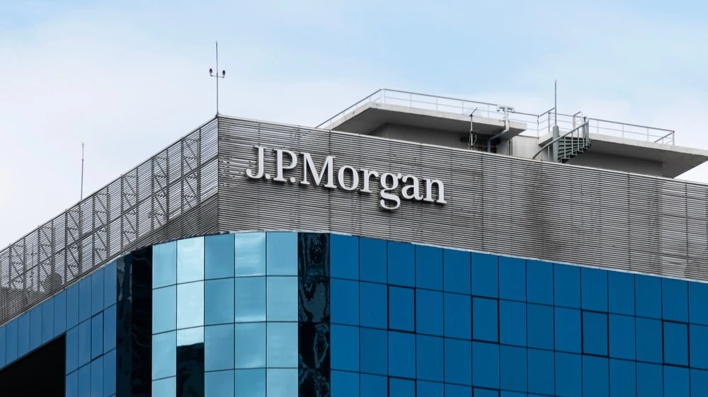 На торгах 12 мая акции JPMorgan подскочили на 4,1%, обновив максимум за два с половиной месяца / Фото: Cobalt S-Elinoi/Shutterstock.com