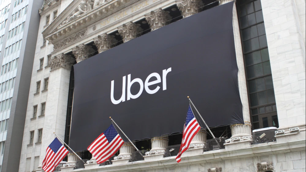 Uber укрепляет на рынке беспилотных такси и «становится все более ценным партнером» для разработчиков подобных систем, считает JPMorgan / Фото: shutterstock/NYCStock