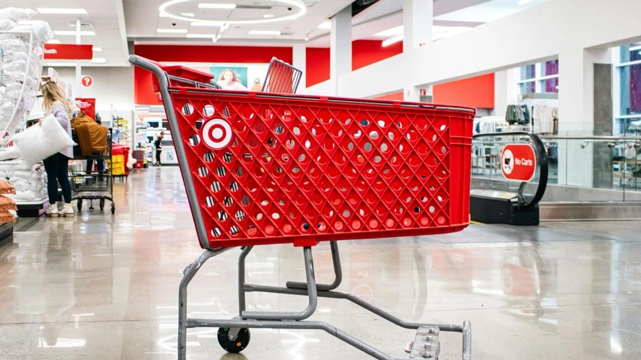 Квартальная выручка Target сократилась почти на 3% в годовом выражении / Фото: Unsplash/Zoshua Colah