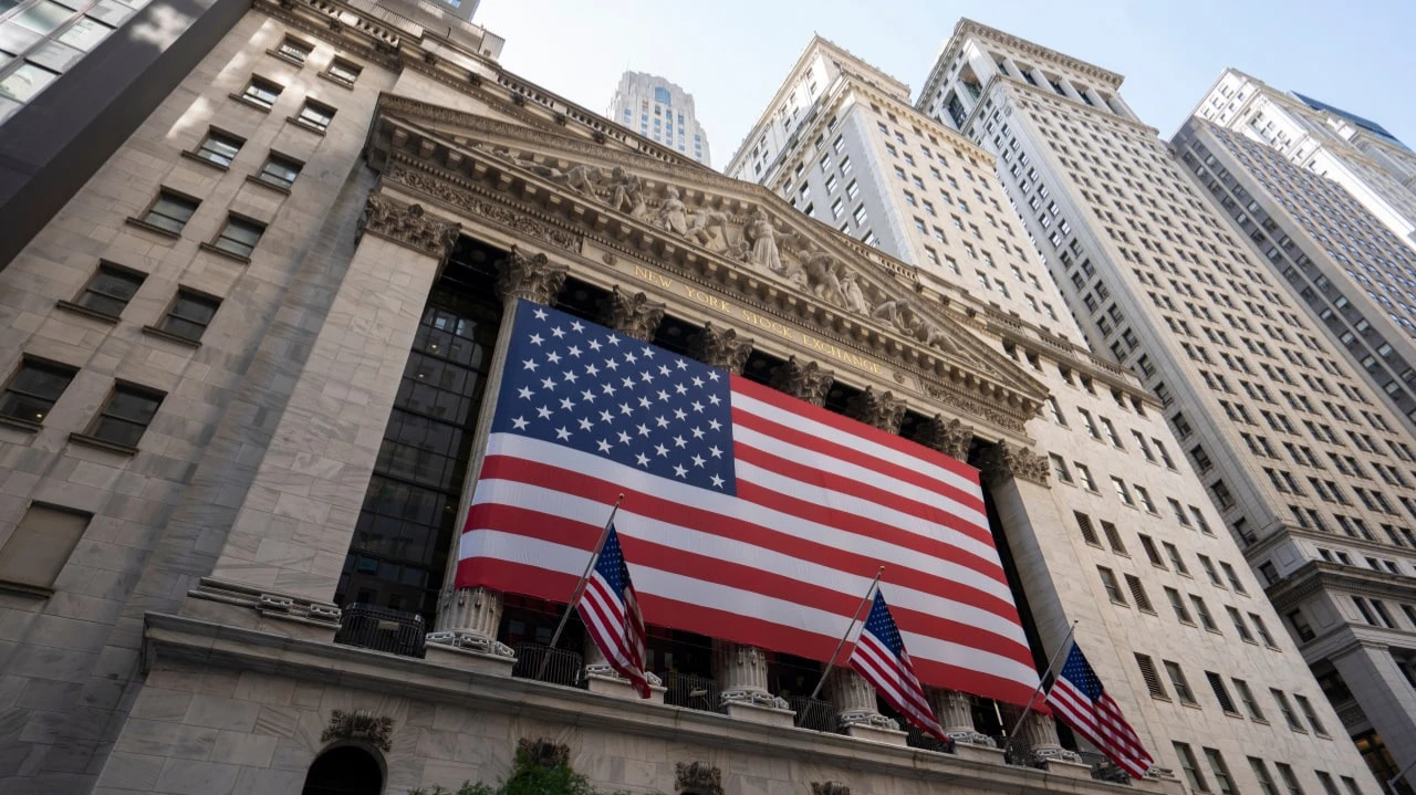 После падения индексов в среду внимание инвесторов будет сосредоточено на предстоящей публикации индекса деловой активности за май / Фото: Tada Images / Shutterstock.com