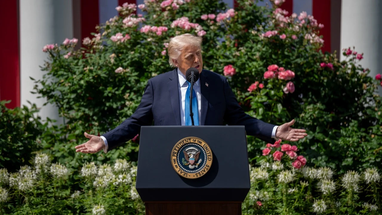 Дональду Трампу будет несложно компенсировать судебную блокировку пошлин новыми сборами, предупреждил инвестиционный гигант Goldman Sachs / Фото: X/WhiteHouse