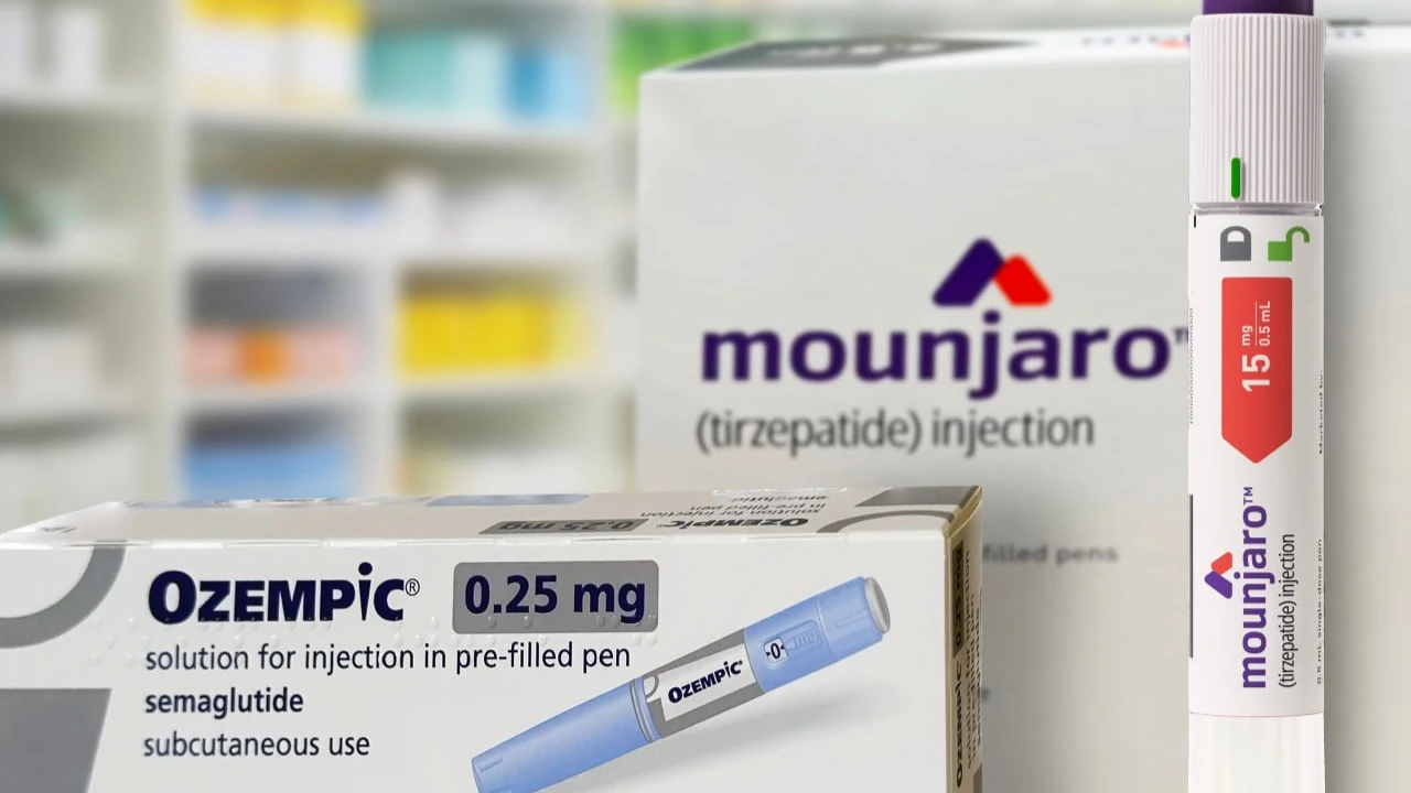 С 2022 года и до весны 2025 года на рынке США существовал целый рынок дешевых аналогов Ozempic и других лекарств-хитов от Novo Nordisk и Eli Lilly. Фото: oleschwander/Shutterstock.com