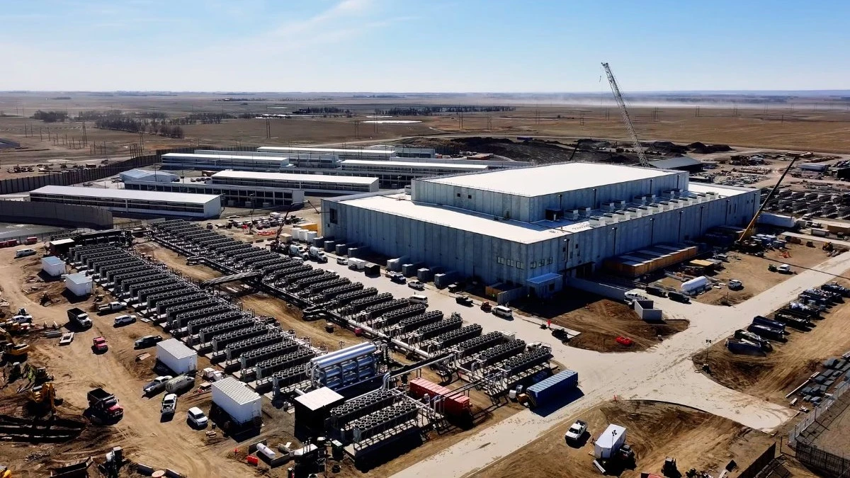 В начале января Applied Digital получила $900 млн от Macquarie для завершения строительства своего центра обработки данных в Северной Дакоте / Фото: X/APLDdigital