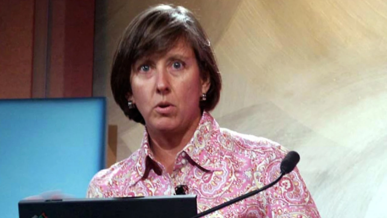 В 1996 году Мэри Микер опубликовала отчет «Об интернете», в котором подробно описала, какие компании могут выиграть от новой технологии. Фото: JD Lasica from Pleasanton, CA, US / Wikimedia Commons