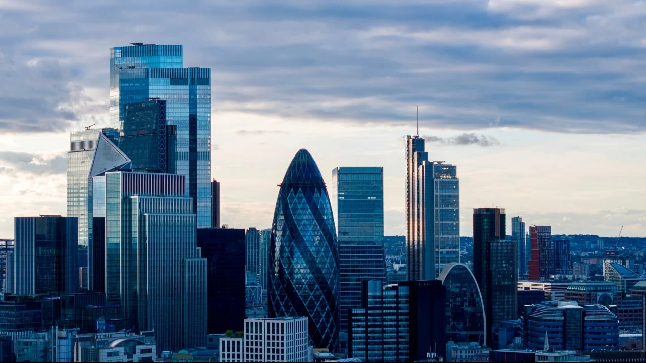 Citi named the UK market as the best defense against geopolitics. Where can you invest?
