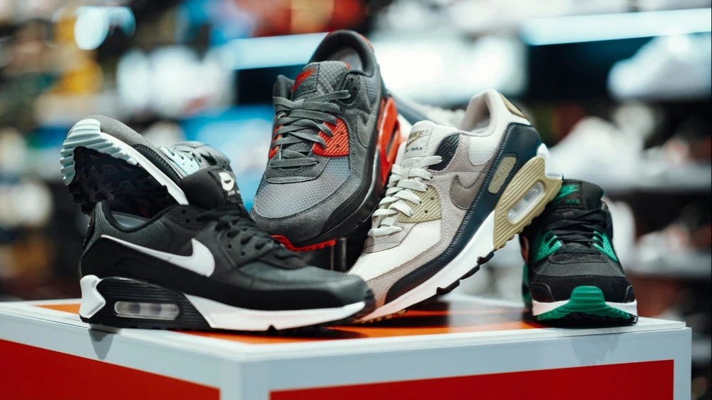 Аналитики ожидают падение выручки Nike в четвертом квартале 2025 финансового года на 15% / Фото: shutterstock/Valdis Skudre