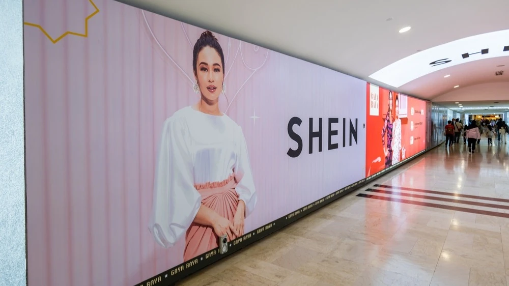 Азиатский fashion-ретейлер Shein не может получить разрешение на IPO в Лондоне уже полтора года / Фото: Marius Karp / Shutterstock.com