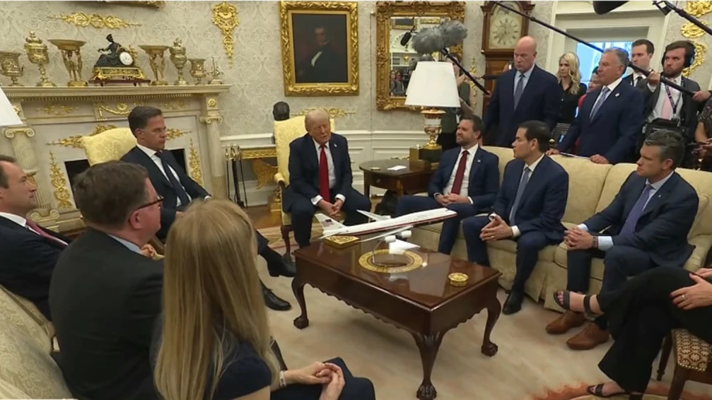 Трамп пригрозил ввести против России вторичные пошлины / Фото: X/The White House