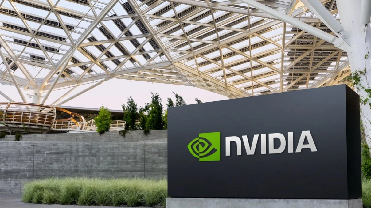 Акции Nvidia взлетели на внебиржевых торгах на новостях о скором возобновлении поставок ИИ-чипов в Китай / Фото: Nvidia.com