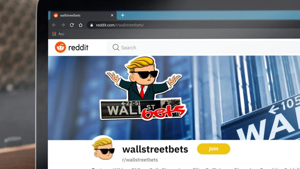Розничные трейдеры, которые координируют свои действия на интернет-форумах, обеспечили  рост котировок ряда компаний на десятки и даже сотни процентов / Фото: Spyro the Dragon / Shutterstock.com