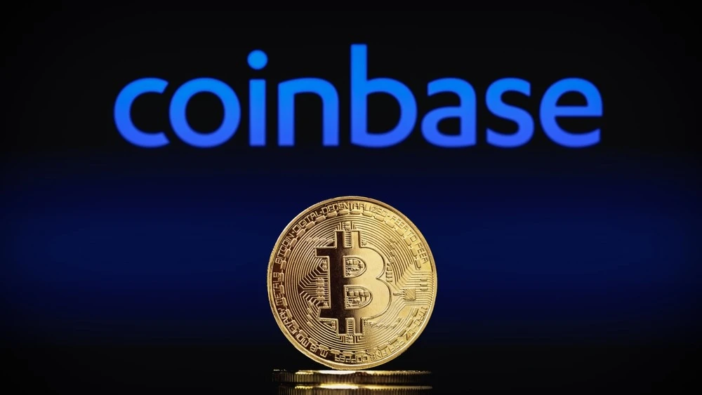 Консенсусная цена Уолл-стрит предполагает падение рыночной стоимости Coinbase более чем на 10% / Фото: JOCA_PH/Shutterstock.com