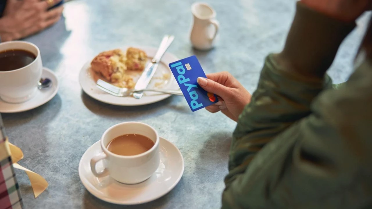 Сочетание сильных фундаментальных драйверов и рисков создает вокруг PayPal напряженную, но в то же время привлекательную для инвесторов ситуацию, считает Bernstein / Фото: PayPal