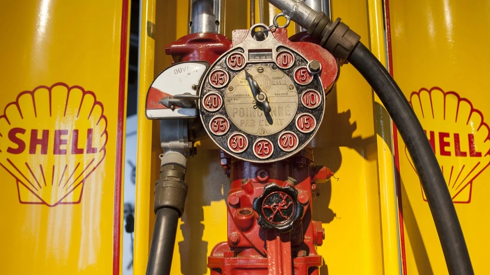 Прибыль Shell без учета разовых факторов во втором квартале упала на треть, но превзошла ожидания рынка / Фото: WH_Pics / Shutterstock.com