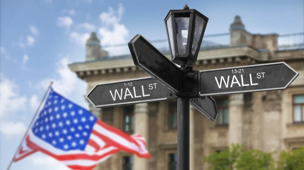 Изменение политики Федрезерва может привести к тому, что небольшие компании покажут лучшие результаты, чем технологические компании с большой капитализацией, считает Jefferies / Фото: Shutterstock.com