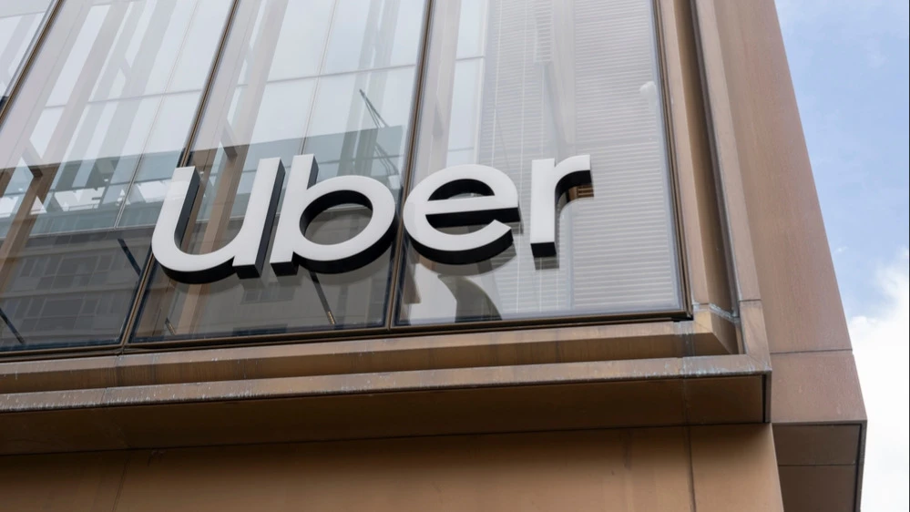 Uber получил во втором квартале рекордную скорректированную прибыль в $2,12 млрд / Фото: JHVEPhoto / Shutterstock.com