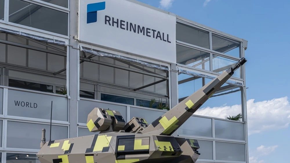 Бумаги немецкого производителя танков и ракет Rheinmetall с начала года подскочили на 190% / Фото: Torsten Pursche/Shutterstock.com