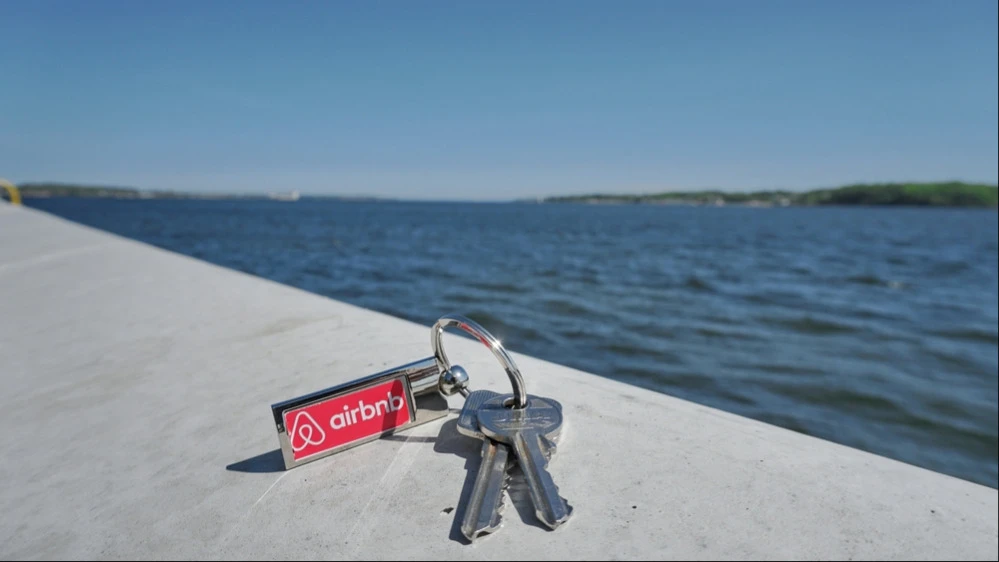 Выручка Airbnb во втором квартале увеличилась на 13% / Фото: Food Impressions / Shutterstock.com