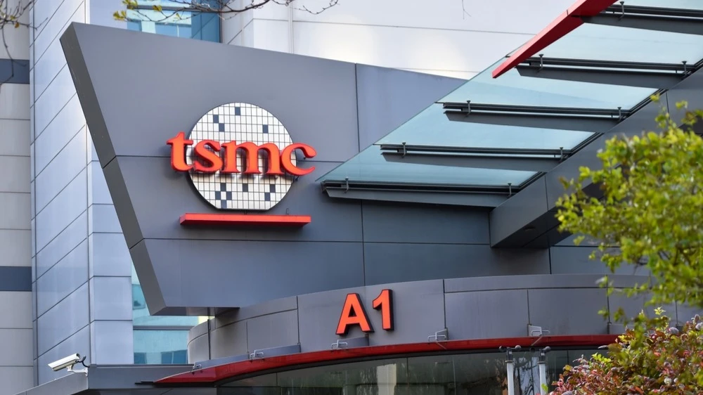 Trumps plans to impose 100% chip duties hit Japanese giants, TSMC on the plus side