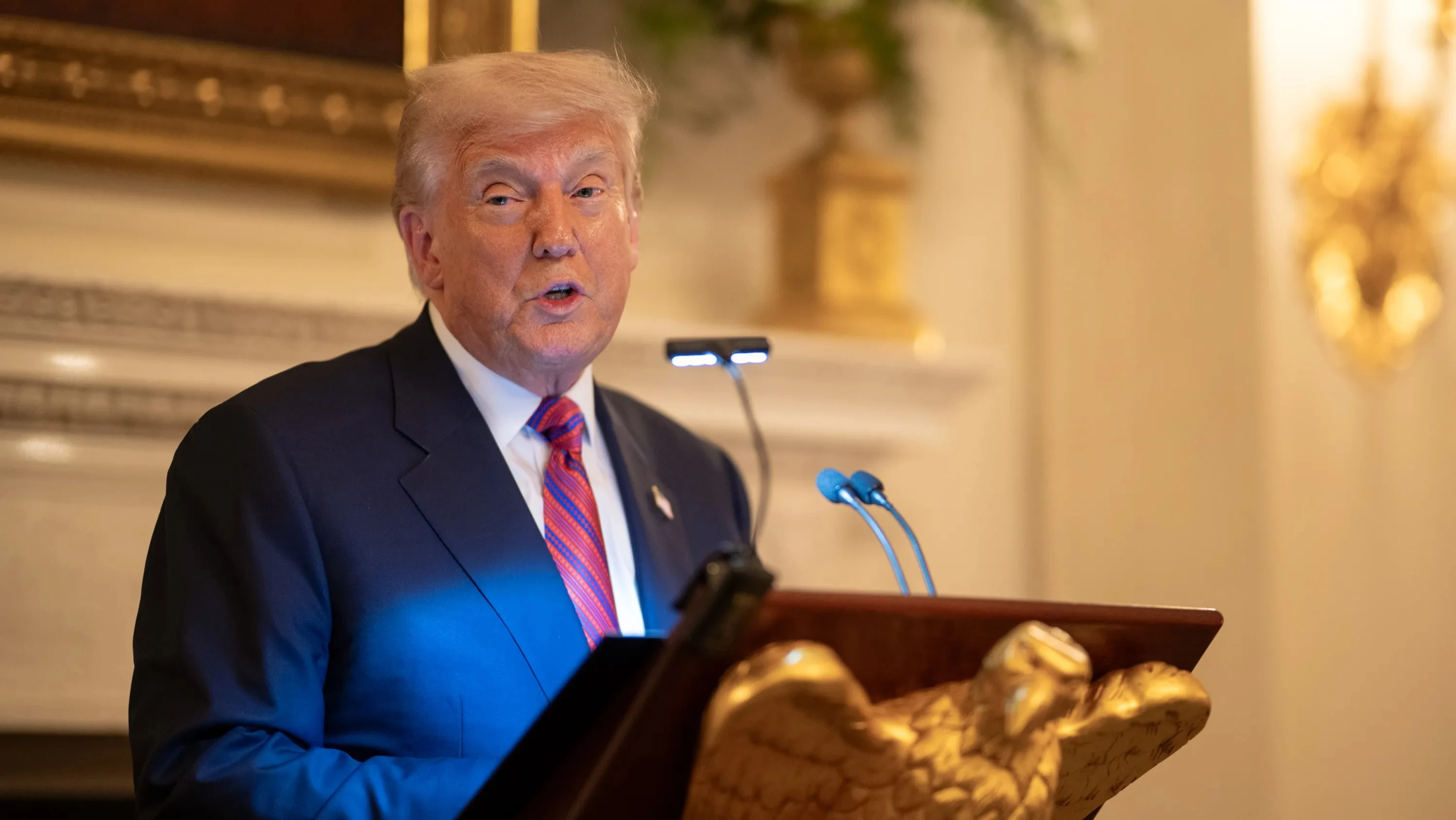 Дональд Трамп заявил об «интересной беседе» после встречи с главой Intel Лип-Бу Таном / Фото: The White House