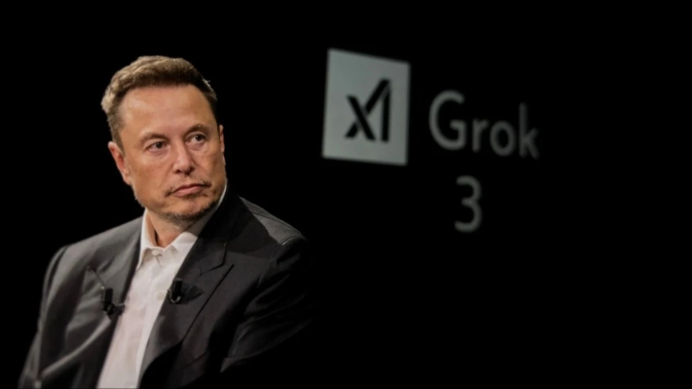 Илон Маск считает, что магазин приложений Apple для iPhone несправедливо выводит на вершину рейтингов продукты OpenAI / Фото: bella1105 / Shutterstock.com