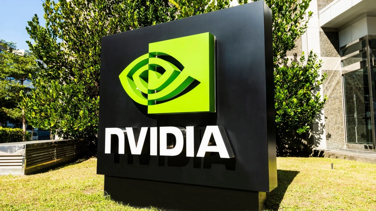 Morgan Stanley подтвердил рекомендацию покупать акции Nvidia / Фото: Jack Hong / Shutterstock.com