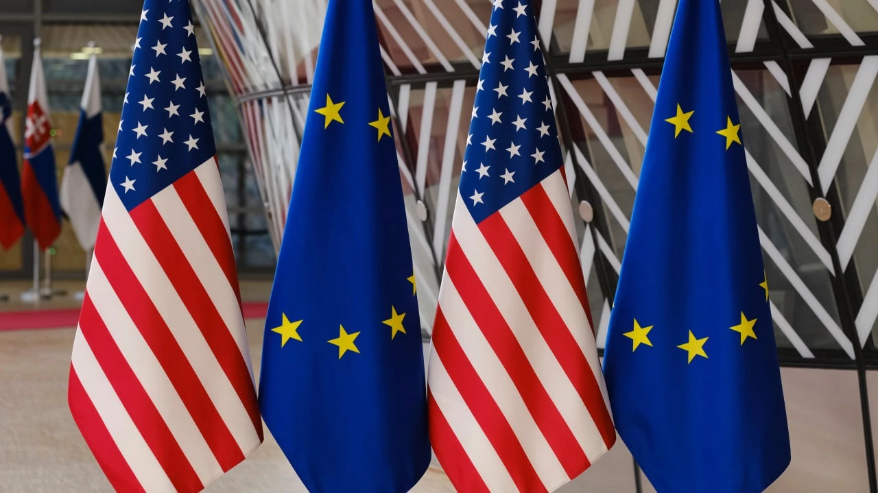 ЕС готов пойти на уступки США ради снижения пошлин на автомобили / Фото: Alexandros Michailidis / Shutterstock.com