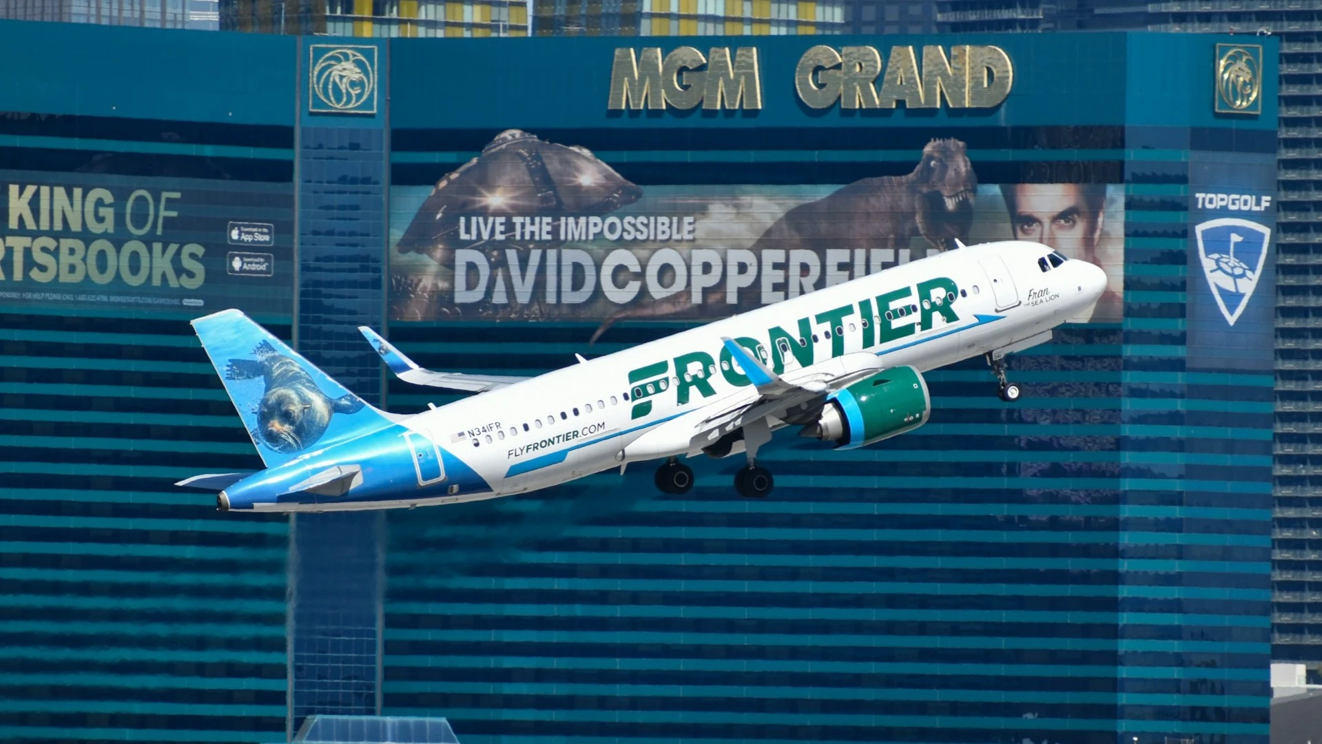 Frontier может занять место Spirit почти на половине маршрутов, считает Deutsche Bank / Фото: Unsplash/David Syphers