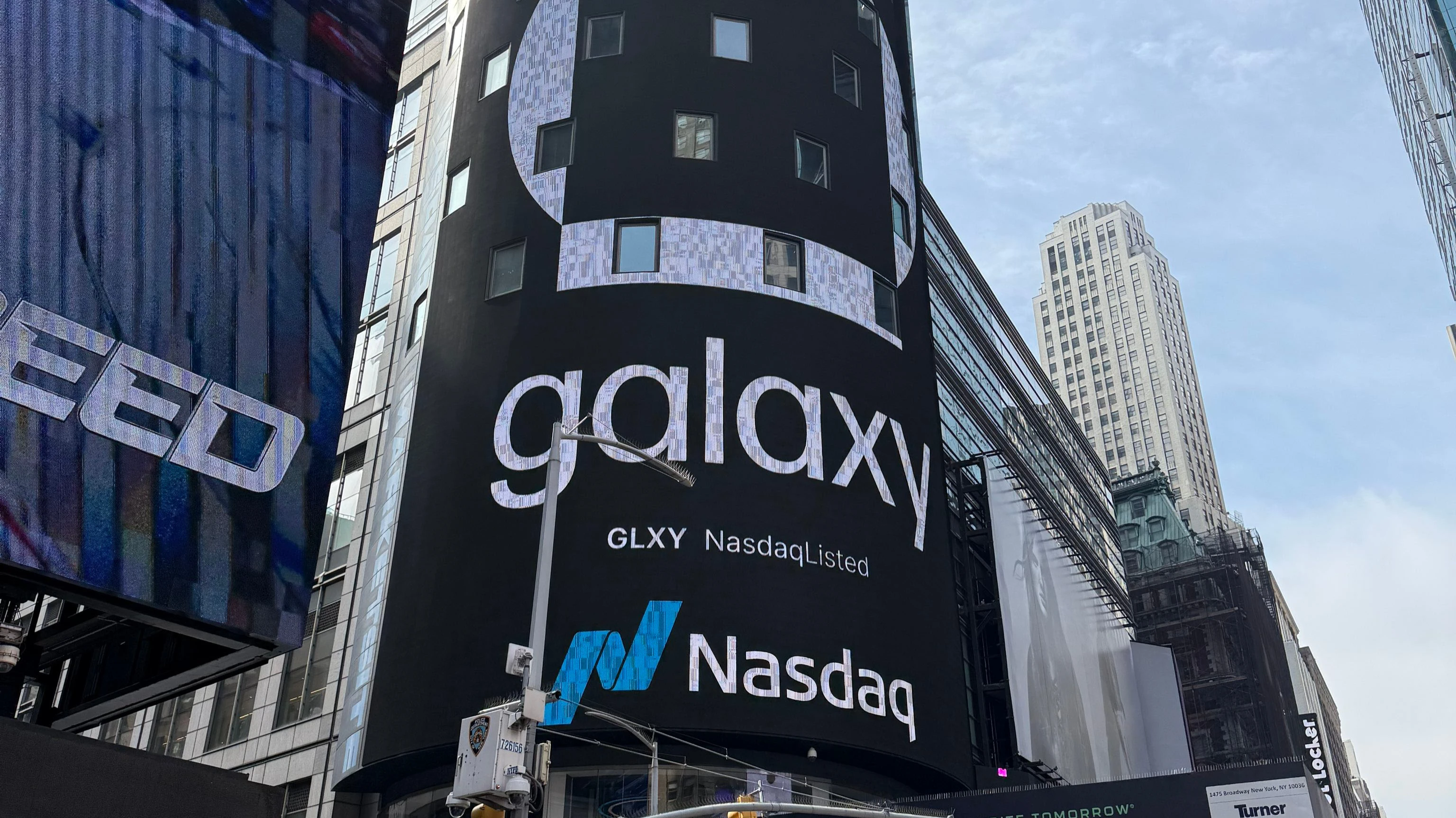 Galaxy Digital первой из публичных компаний начала конвертацию своих акций в криптовалюту / Фото: X/Alex Thorn