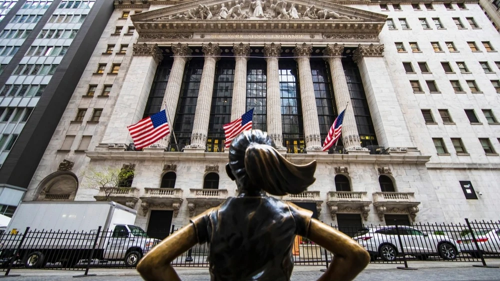 Главные фондовые индексы США на торгах 5 сентября потеряли около 0,8% каждый / Фото: Karolis Kavolelis/Shutterstock.com